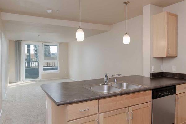 $1,799 / 443ft2 - Studio, 1-, and 2-Bedroom Floor Plans, Washer & dryer (Downtown)63998455527810120