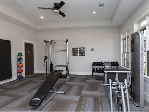 $1,655 / 2br - 1152ft2 - Rent Credit Reporting Service, Washer/Dryer, Pool (3507 REDWINE ROAD, ATLANTA, GA)63964126493954121