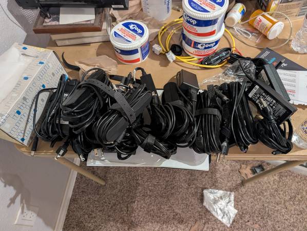 laptop power supplies 1