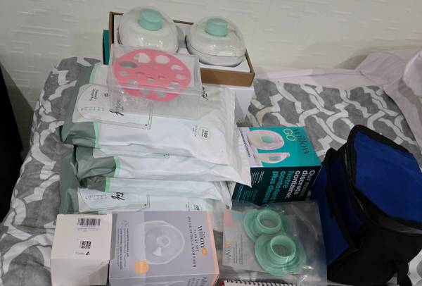 Willow Go Breast Pump Bundle 1