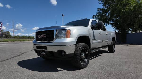 2011 GMC Sierra 2500HD 4x4 SLT, techo solar, cuero - $20.990 (Billings, MT)63442860037891122
