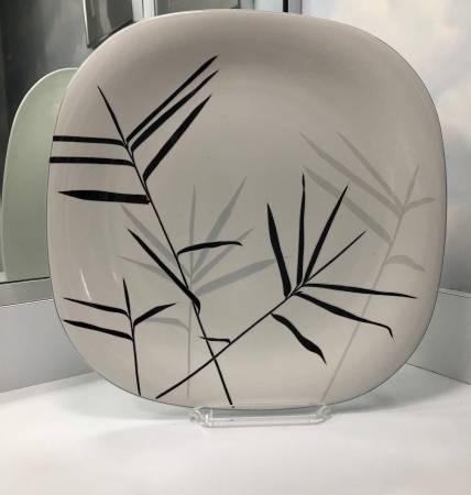 Mikasa  Serving Dish 1