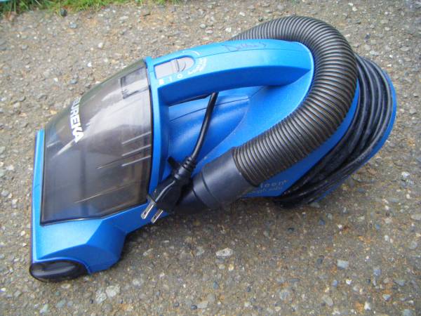 Eureka Hand Held Vacuum 1