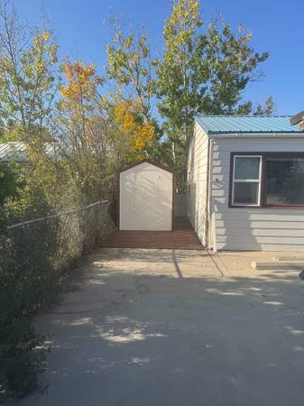 $123,000 / 3br - FOR SALE:3 bedroom, 1 bath, Shed, Cut Bank (140 2nd Street NW, Cut Bank, MT)64010663891329121
