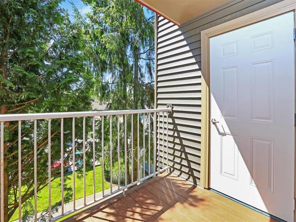$1,571 / 3br - 1121ft2 - Dishwasher, Online Payments Available, Clubhouse (355 Meadowbrook Ct, Bellingham, WA)63920957444866121