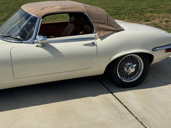 1974 Jaguar E-Type Serie Tres Descapotable V-12 - $79,000 (Monroeville)63654724310787121