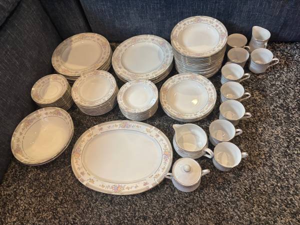 Vintage Excel Southhampton 223 Fine China 1993 1