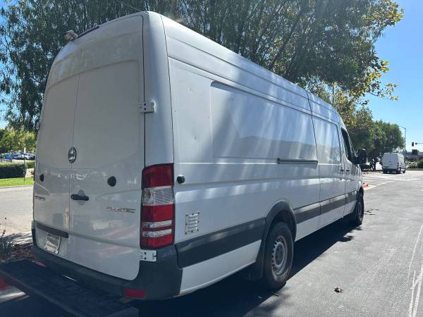 *2014 FREIGHTLINER SPRINTER CARGO VAN 2500 170" 159 mil millas ⭐s* - $26,500 (hayward / castro valley)63470419114243122
