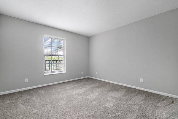 $1,759 / 1br - 760ft2 - Su hogar con balcón, lavadora/secadora y serenidad! 🏡 (9873 Lawrence Road, Boynton Beach, FL)64002012870531123