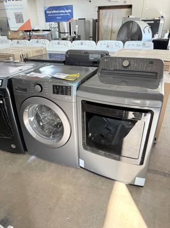 LG MIX MATCH WASHER & DRYER SET NEW OPEN BOX 1