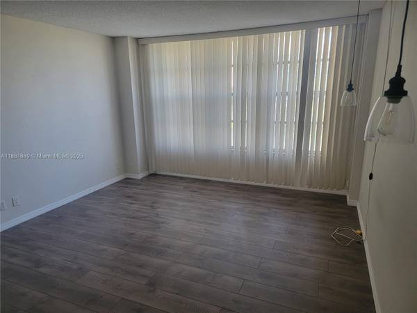$2,100 / 1br - BRAND NEW AND FANTASTIC 1 BED 1 BATH UNIT (HOLLYWOOD)63906441167875121