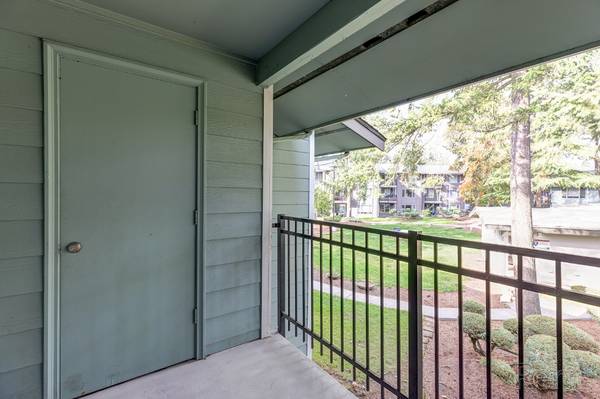 $1,580 / 1br - 729ft2 - Storage Space, BBQ / Picnic Area, Private Patio (19800 50th Ave W, Lynnwood, WA)63799909328513122