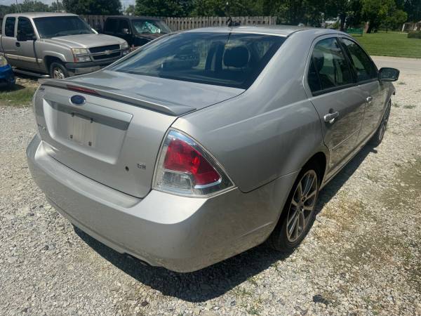 2008 Ford Fusion “Good motor,transmission, parts car” - $1,000 (Jeffersonville, Indiana)63621785825539123