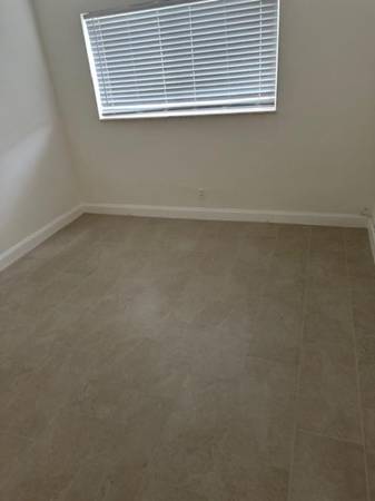 $2,600 / 2br - 2 HABITACIONES JUNTO A LA PLAYA; PRIMER MES COMPLETO GRATIS (Deerfield Beach)63825137442433122