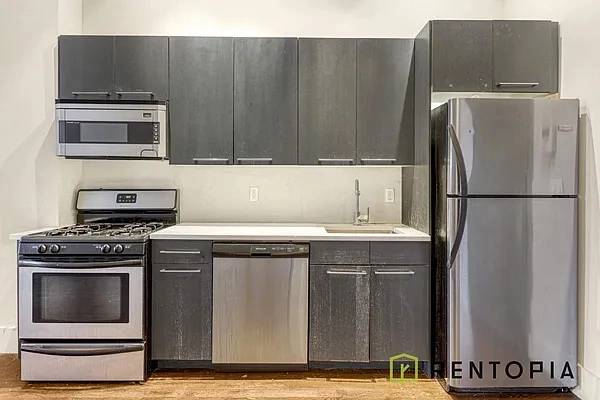 $4,313 / 2br - Spacious 2bed,1bath apartment in Prime location Williamsburg! (Williamsburg)63912047558403122