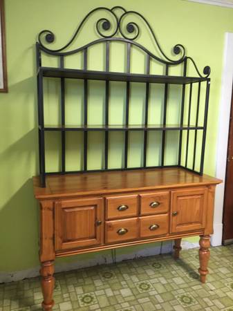 Bakers Rack with storage 1