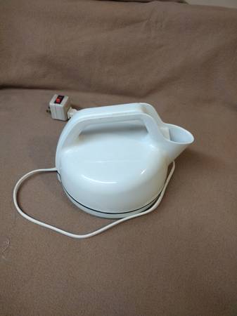 Electric Kettle 1