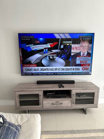 TV mounting services - $65 (Pembroke Pines)62960752530179123