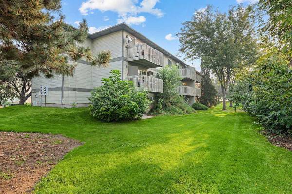 $1,600 / 3br - 1122ft2 - Central Heat and Air, W/D Hookups, High Speed Internet Access63794945625347121