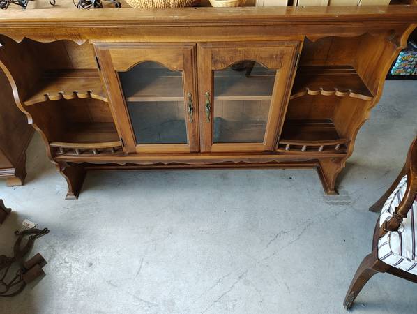China Cabinet - $25063470910187393121