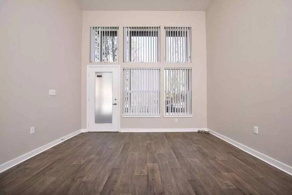 $1,499 / 1br - 650ft2 - Now showing! Gorgeous 650 Sq Ft 1 bed, 1 bath! Wonderful deal! (Portland - Easy access to Interstate 84)63956925173378122