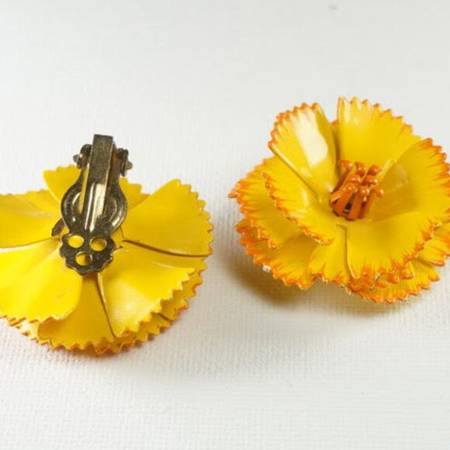 Vintage Bright Cheery Yellow and Orange Flower Clip-On Earrings 1