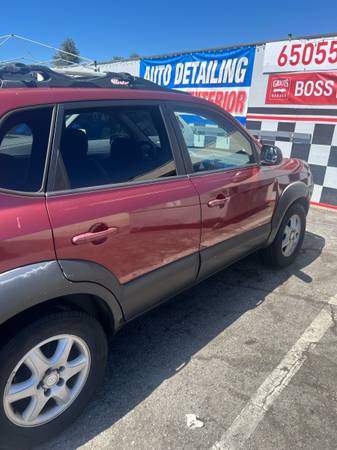 Hyundai Tucson 2005 - $1.750 (Palo Alto)63470789482371122