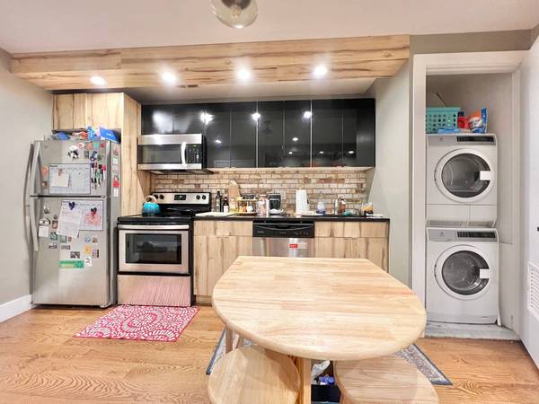 $3,700 / 3br - ✨ INCREÍBLE ✨ 3 HAB 🛏️ / 2 BAÑOS 🛁 LAVANDERÍA EN UNIDAD 🧺 1 DE NOV 🗓 (Bushwick)64033460624003120