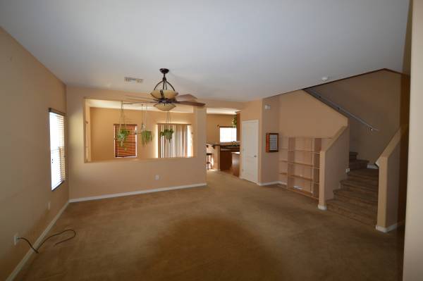 $1,700 / 3br - 2010ft2 - 🏡 ¡Hermosa casa de 3 habitaciones en Sahuarita! (1107 W Calle Vista De Suenos)63674756522369122