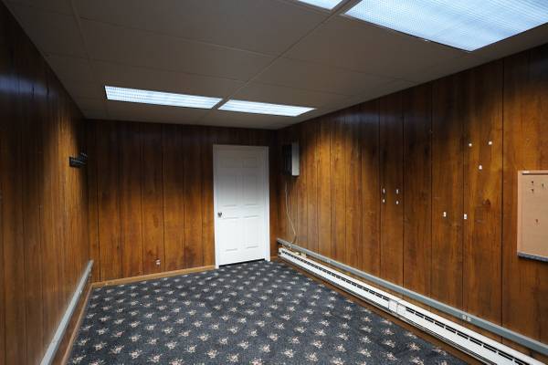 $1 Unit A - Office, Warehouse, Flex Space for Lease || 350 SQ FT (Novelty)63770006771715122