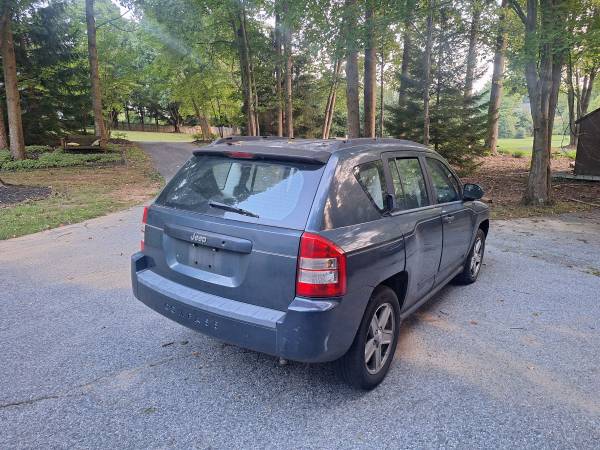Jeep Compass 2008 ($1550) Sport 2.4 Título Limpio / Motor y Transmisión Funcionando - $1,550 (Brentwood MD)63618571425923123