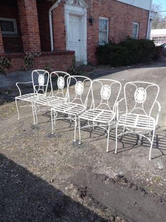 5 Vintage Patio Chairs 1