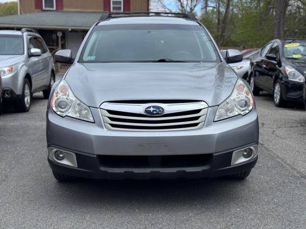 2011 Subaru Outback 2.5i Limited Wagon - $4,995 (B&G AUTO SALES, CHELMSFORD 978-855-8338)63615272807809121