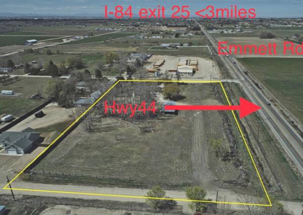 $2,300,000 / 3br - 1909ft2 - Industrial/Commercial/Development Property w/ Hwy 44 frontage 4.38 acres (Middleton)63981534320003120