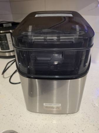 Ice Machine 1