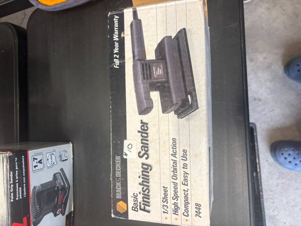 Finishing sander 1