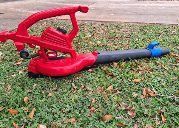 Torro Ultra, Corded Electric Leaf Blower 1