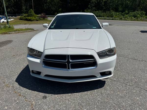 2011 DODGE CHARGER 5.7 V-8 TRACCIÓN EN LAS CUATRO RUEDAS SOLO 126 K MILLAS - $7,300 (Pelham)63654727283201122