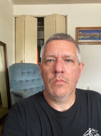 Any single Dom males have a room for a night or two 1