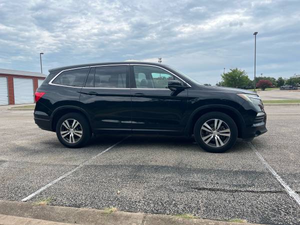 2017 Honda Pilot EX-L - $15,950 (Cedar Park)63439388529539121