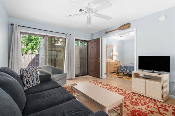 $825 / 2br - Winter Rental in Ocean City with Private Courtyard! (Ocean City)63806890394497121