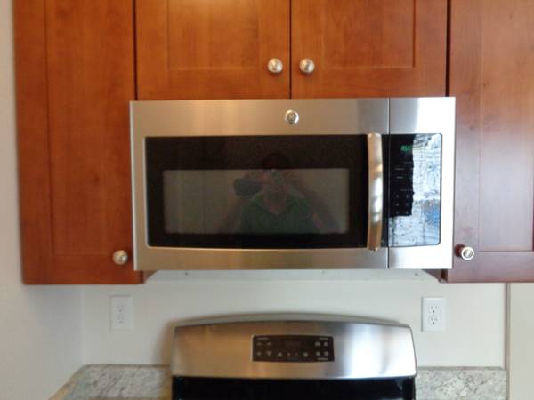 $2,450 / 2br - ¡Increíble oferta! Excelente ubicación para quienes se desplazan, camine a tiendas y restaurantes (Belmont)63863135073539123
