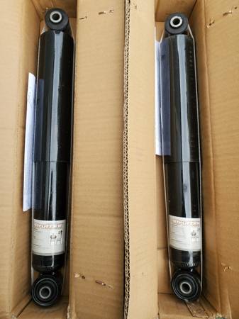 2002-2011 Jeep Liberty/Dodge Nitro gas rear shocks NEW 1