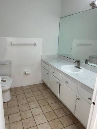 $1,000 / 1br - 500ft2 - Yorkshire inn 375 weekly and 80 daily ((Charlotte))63925206108290120