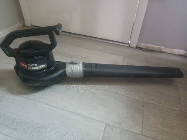 Leaf Blower 1