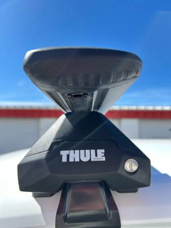 Thule Evo Roof Bars 1