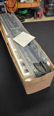 Retractable tonneau cover 1