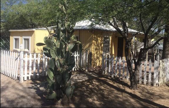 $945 / 1br - 650ft2 - Bungalow de 1 dormitorio con habitación Arizona (Dodge Blvd y Glenn St)63674996593795121