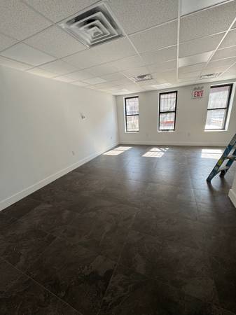 $3,200 / 1500ft2 - Office for rent prime location 2 floor kings hwy east 16 st (Brooklyn kings hwy)63912047462787120