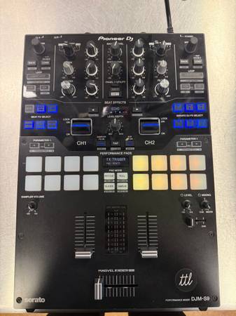Pioneer DJM-S9 2-Channel Scratch Mixer for Serato DJ - Black